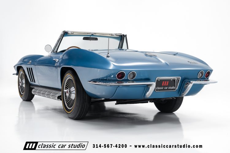 66_Chevrolet_Corvette_2238-57