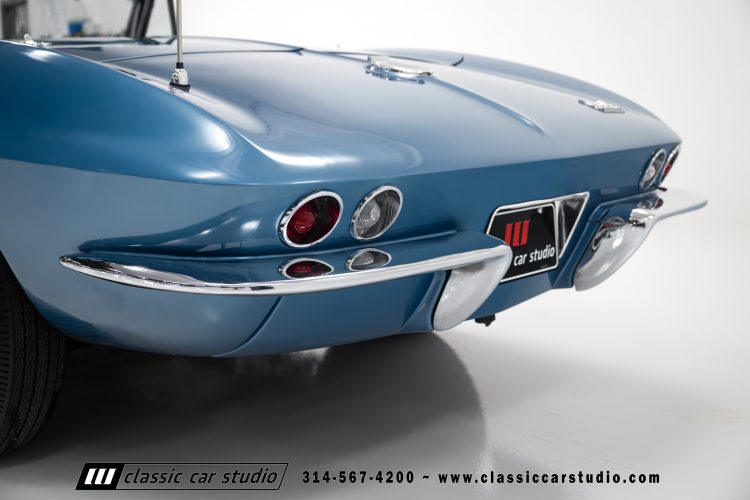 66_Chevrolet_Corvette_2238-59