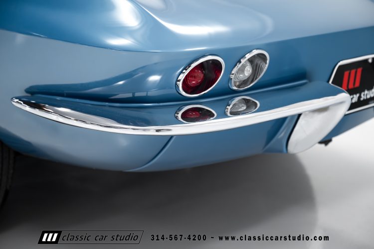 66_Chevrolet_Corvette_2238-60