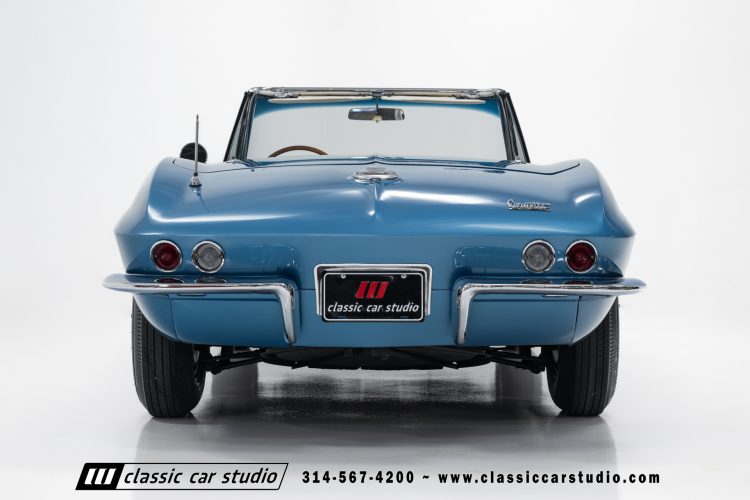 66_Chevrolet_Corvette_2238-65