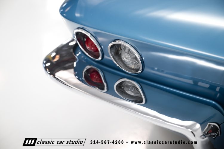 66_Chevrolet_Corvette_2238-69