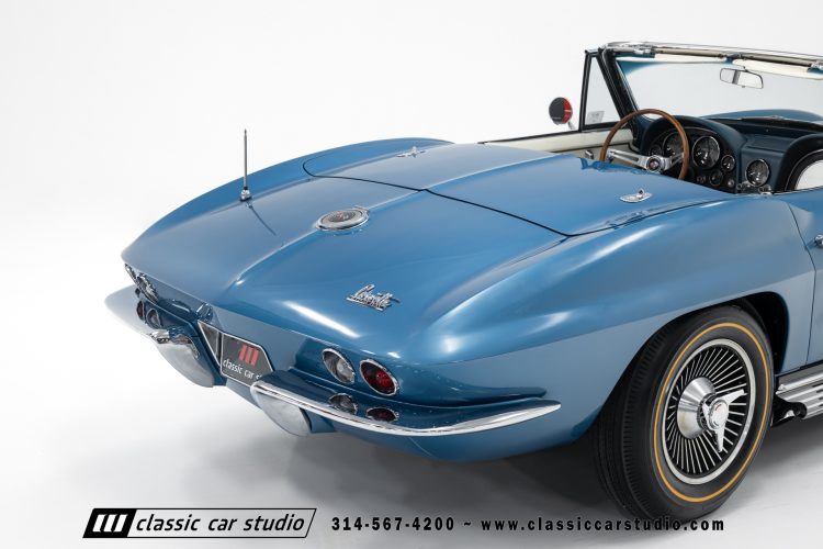 66_Chevrolet_Corvette_2238-71
