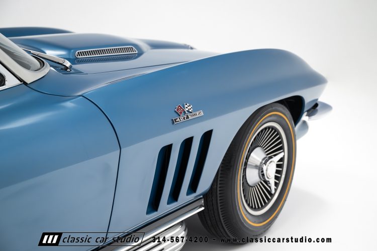 66_Chevrolet_Corvette_2238-72