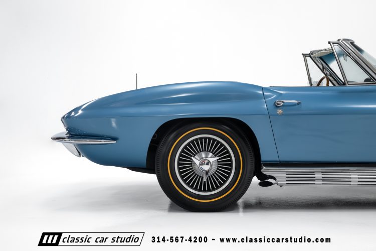 66_Chevrolet_Corvette_2238-76