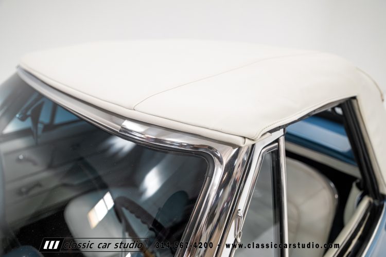 66_Chevrolet_Corvette_2238-8