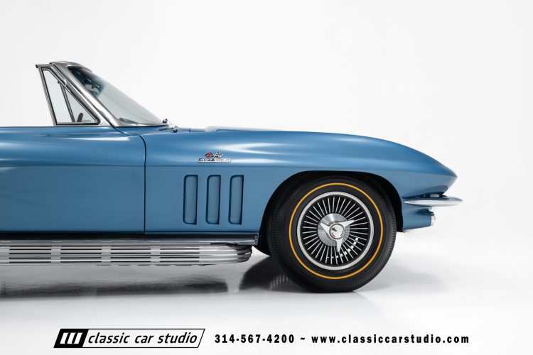 66_Chevrolet_Corvette_2238-89