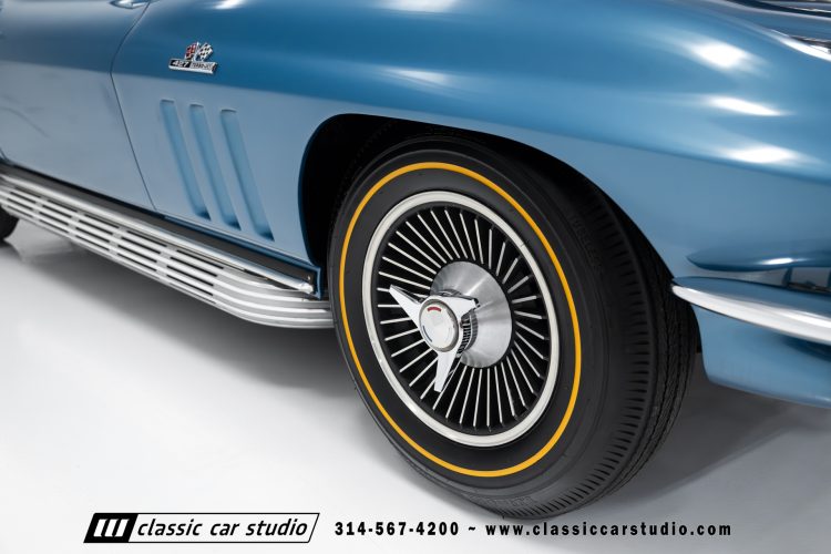 66_Chevrolet_Corvette_2238-90
