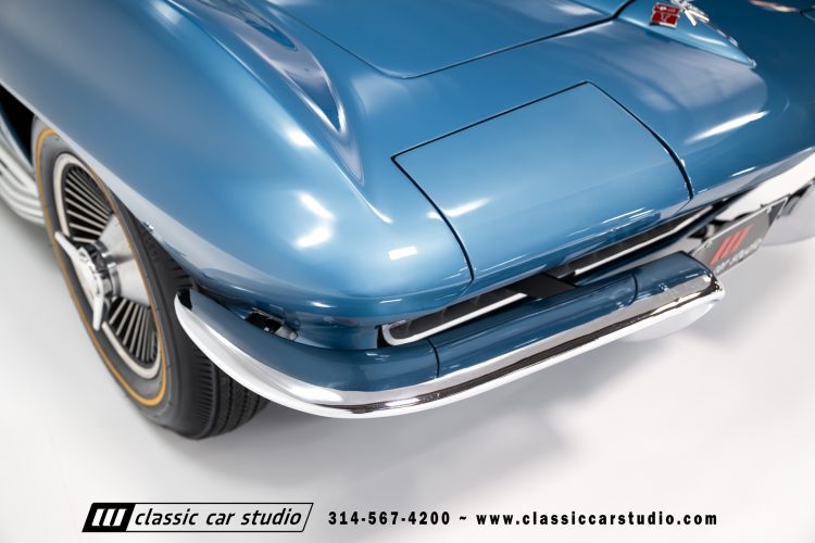 66_Chevrolet_Corvette_2238-97