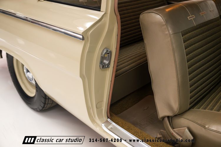 62_Chevrolet_Bel_Air_2239-115