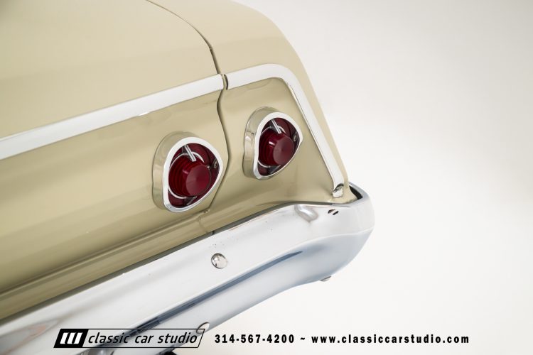 62_Chevrolet_Bel_Air_2239-52