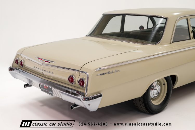 62_Chevrolet_Bel_Air_2239-56