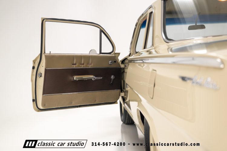 62_Chevrolet_Bel_Air_2239-87