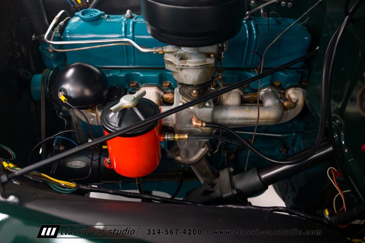 53_Chevrolet_3100_2246-117