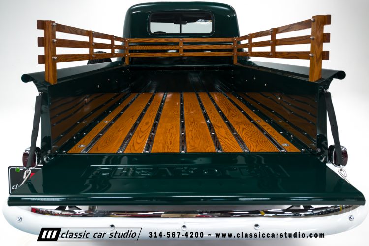 53_Chevrolet_3100_2246-121