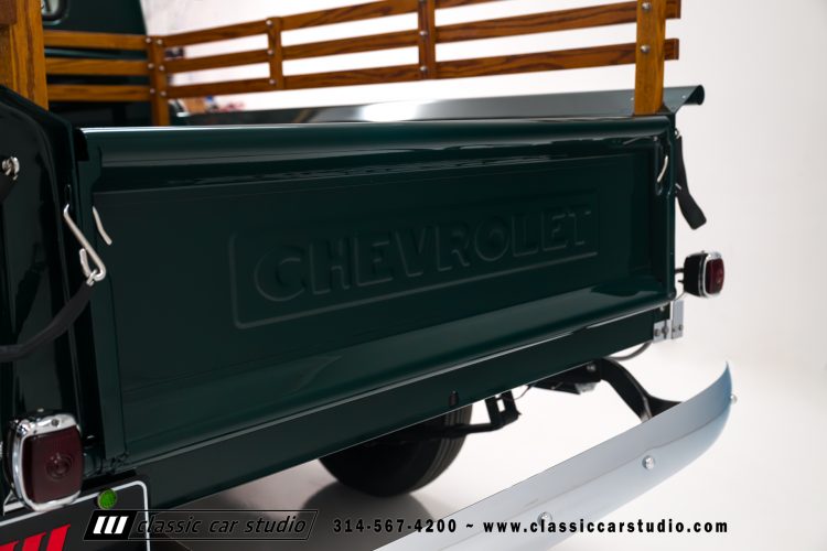 53_Chevrolet_3100_2246-40