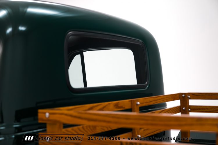 53_Chevrolet_3100_2246-41
