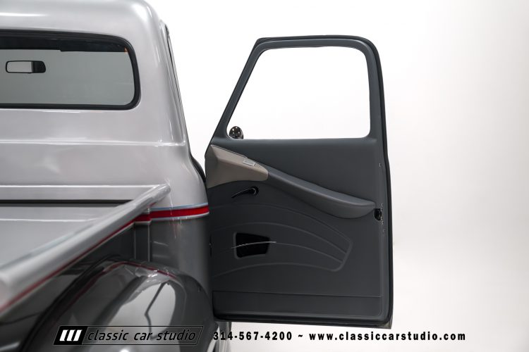 53_Ford_F100_2249-120