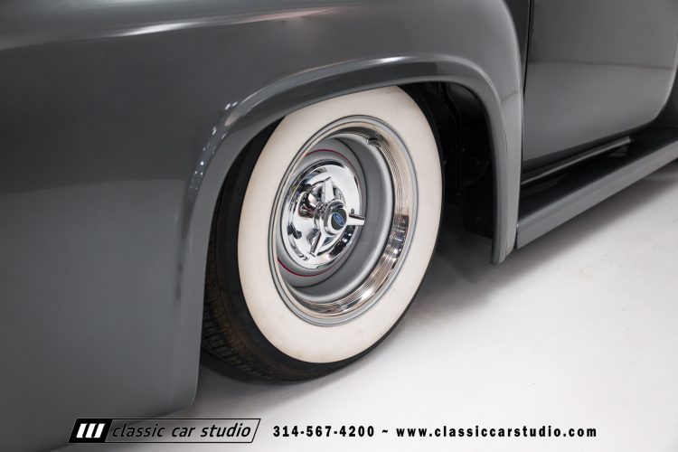 53_Ford_F100_2249-19