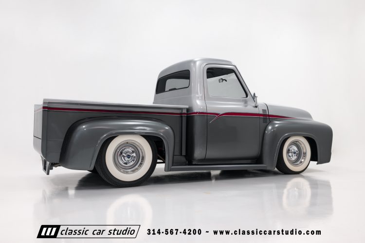 53_Ford_F100_2249-55