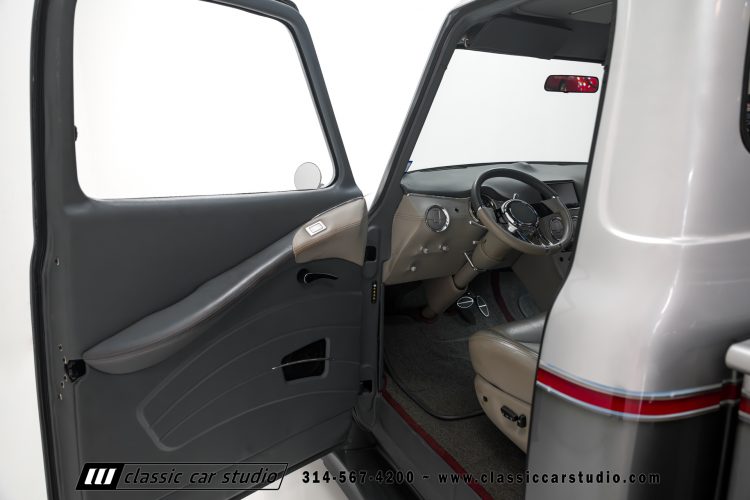 53_Ford_F100_2249-81