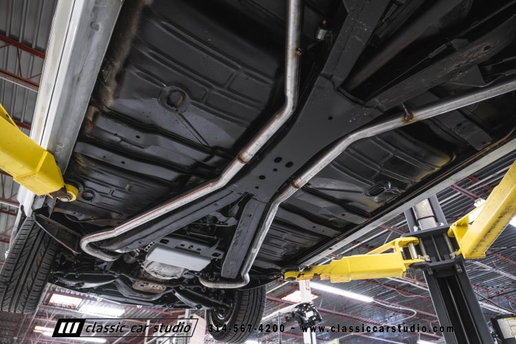 63_Buick_Riviera_2241-135