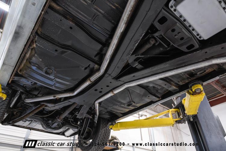 63_Buick_Riviera_2241-138