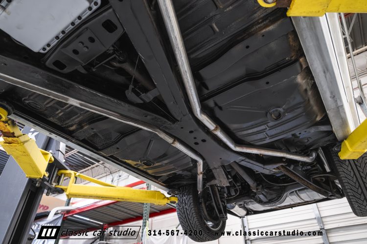 63_Buick_Riviera_2241-140