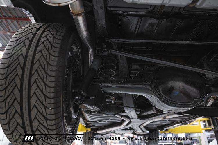 63_Buick_Riviera_2241-152