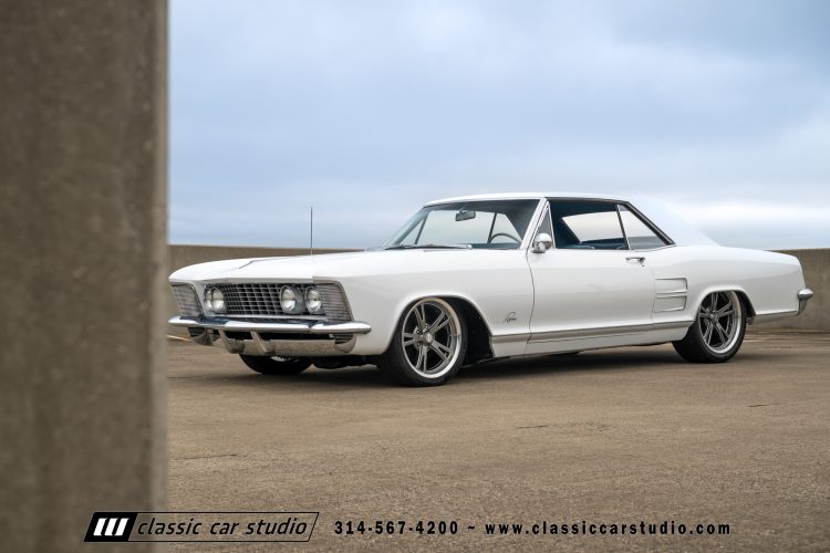 63_Buick_Riviera_2241-161