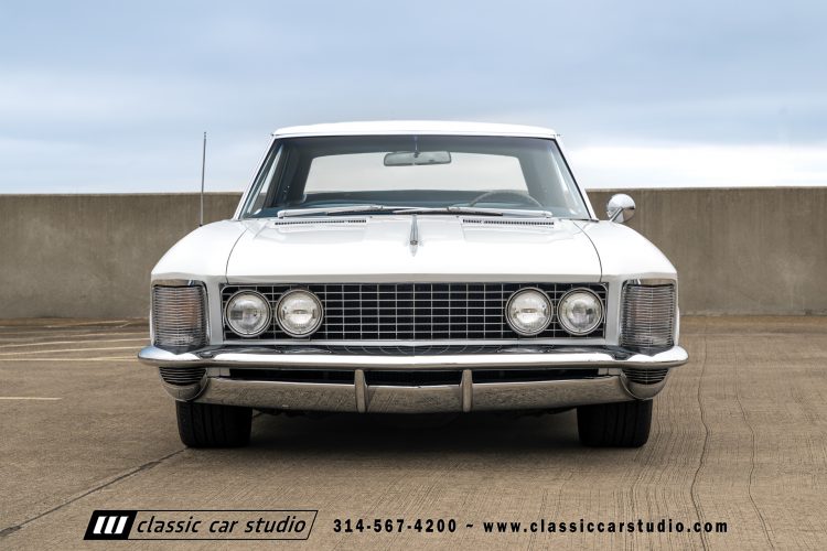 63_Buick_Riviera_2241-163