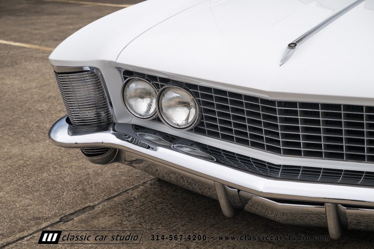 63_Buick_Riviera_2241-164