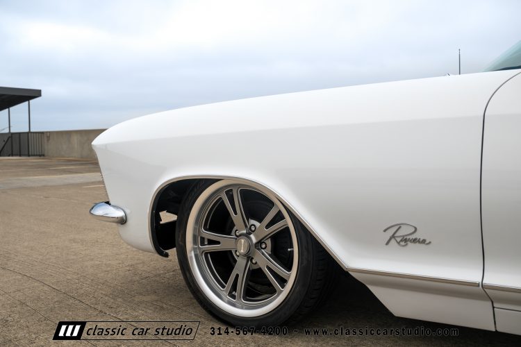 63_Buick_Riviera_2241-167