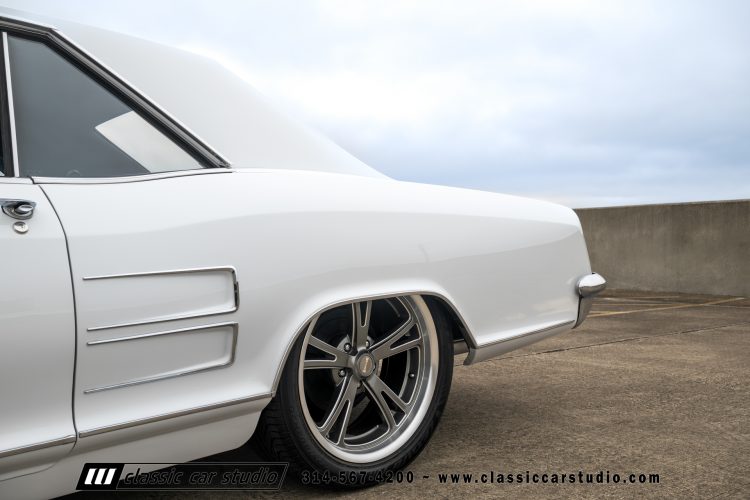 63_Buick_Riviera_2241-168
