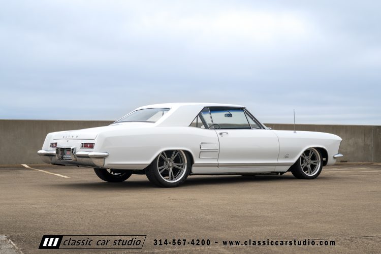 63_Buick_Riviera_2241-175