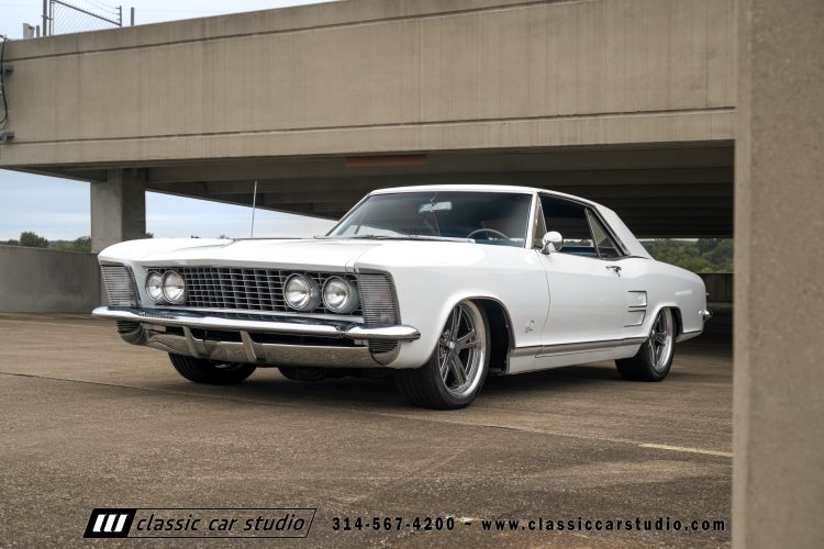 63_Buick_Riviera_2241-190