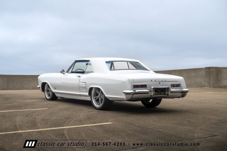 63_Buick_Riviera_2241-197