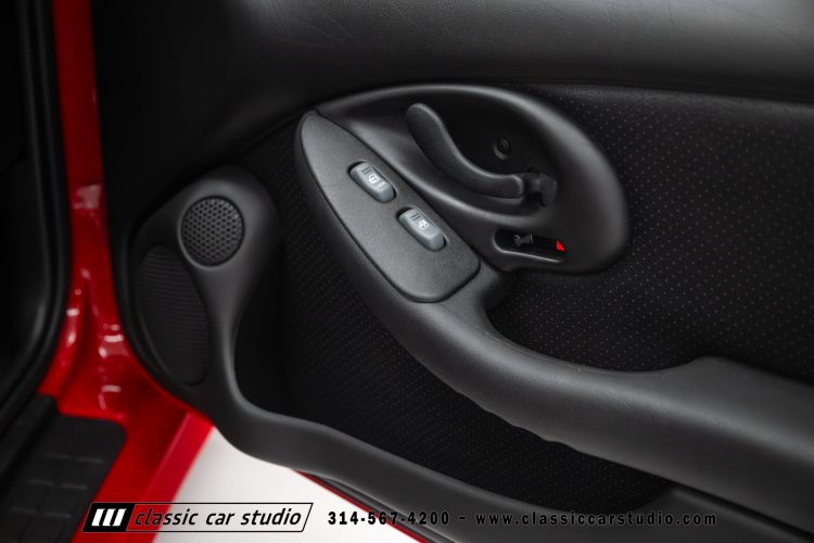 2002_Pontiac_Trans_Am_2260-1-106