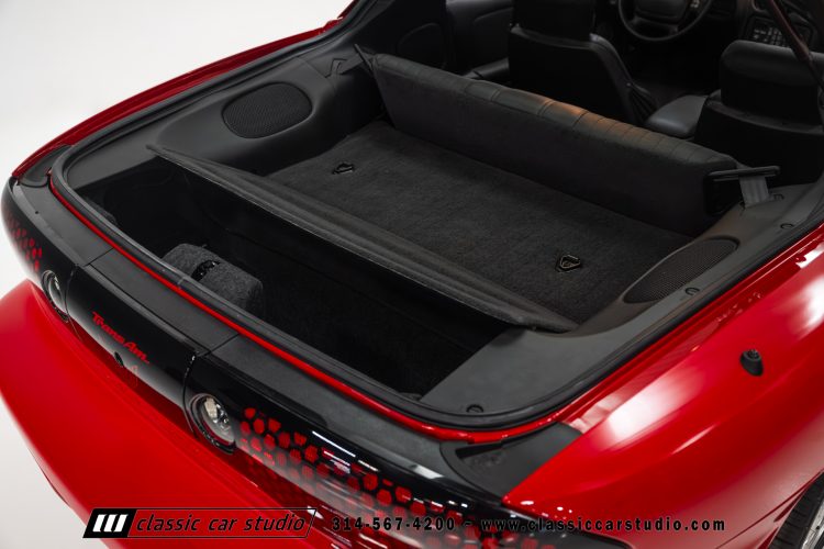 2002_Pontiac_Trans_Am_2260-1-118