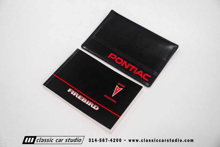 2002_Pontiac_Trans_Am_2260-1-127