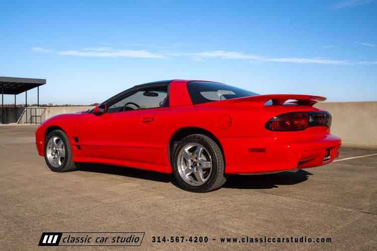 2002_Pontiac_Trans_Am_2260-1-175