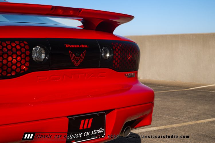 2002_Pontiac_Trans_Am_2260-1-177