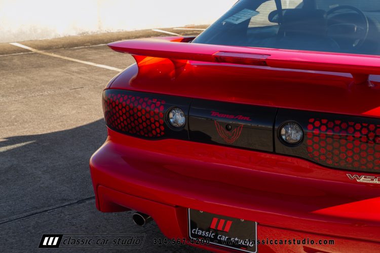 2002_Pontiac_Trans_Am_2260-1-184