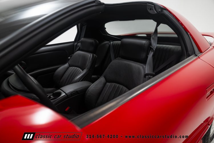 2002_Pontiac_Trans_Am_2260-1-33