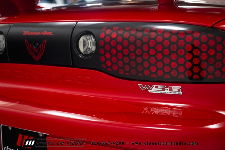 2002_Pontiac_Trans_Am_2260-1-55