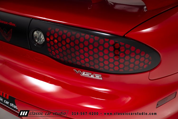 2002_Pontiac_Trans_Am_2260-1-60