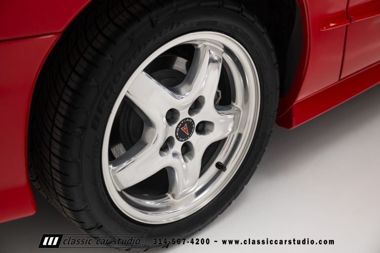 2002_Pontiac_Trans_Am_2260-1-62