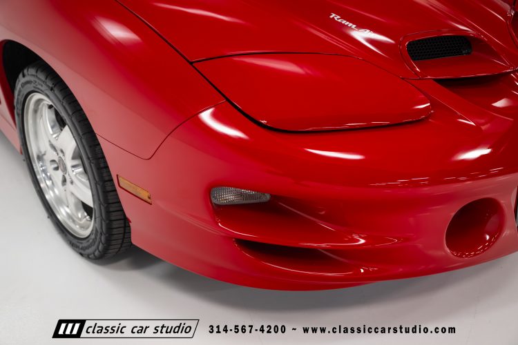 2002_Pontiac_Trans_Am_2260-1-79