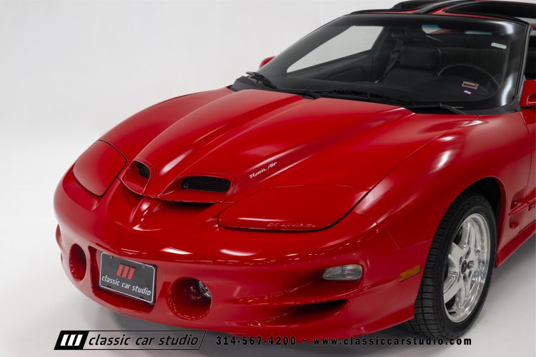2002_Pontiac_Trans_Am_2260-1-8
