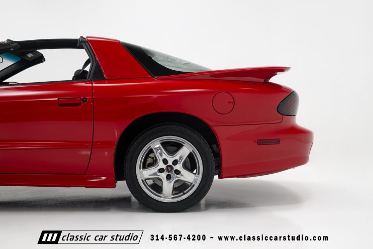 2002_Pontiac_Trans_Am_2260-41