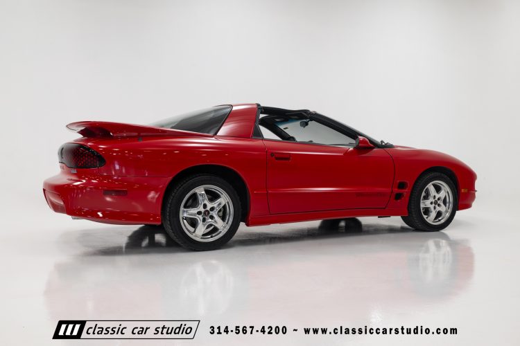 2002_Pontiac_Trans_Am_2260-61